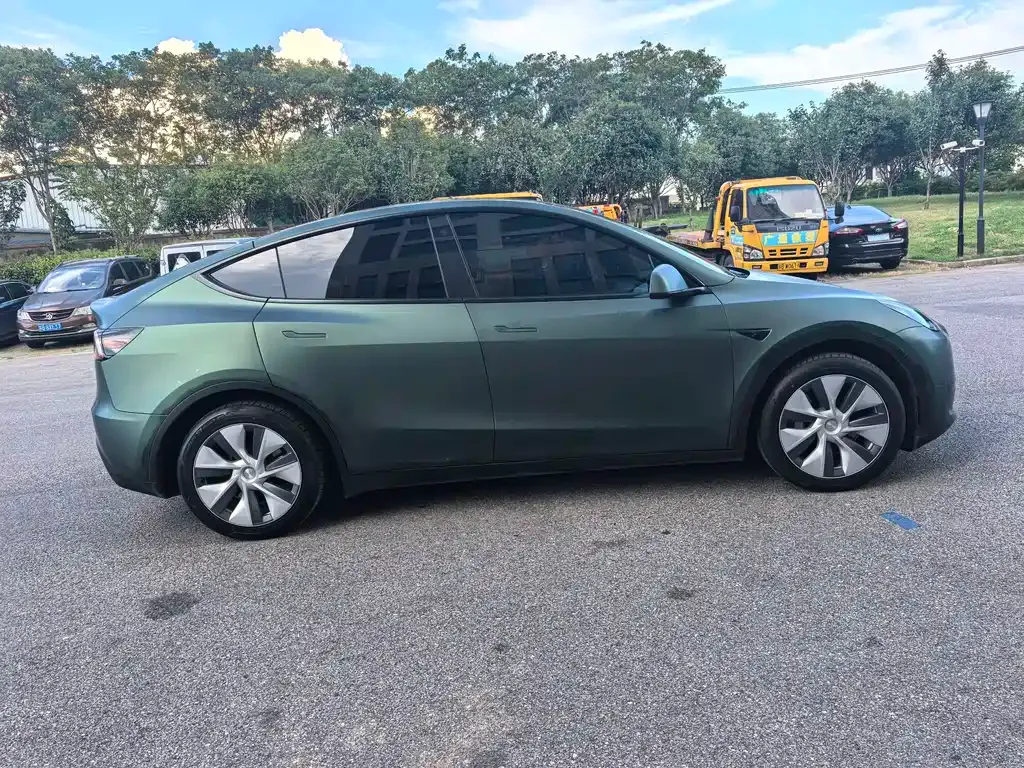Tesla Model Y 2023 из CN, фото 6