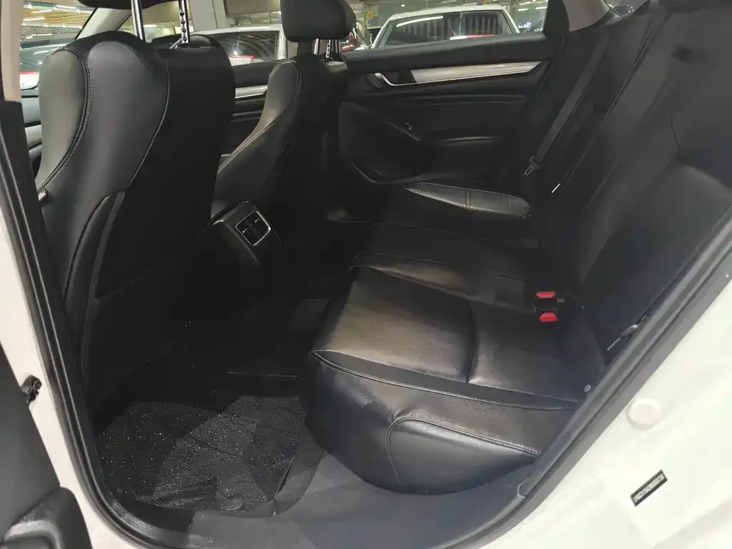 Honda Accord 2021 из CN, фото 9