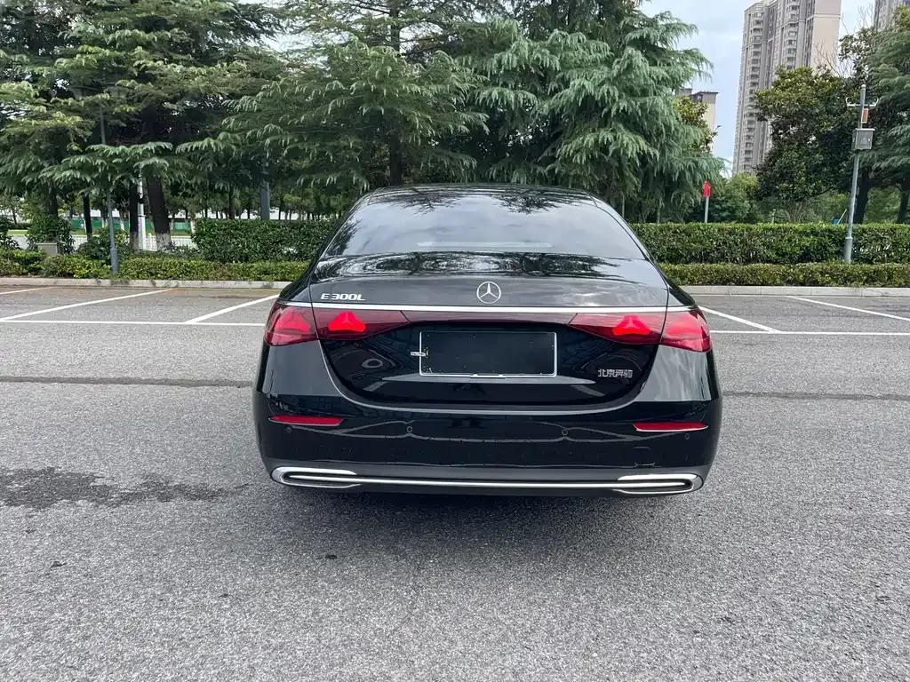 Mercedes-Benz E-Class 2024 из CN, фото 4