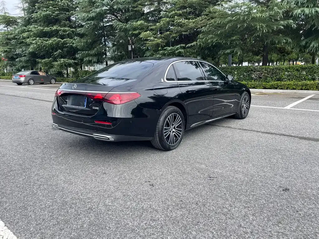 Mercedes-Benz E-Class 2024 из CN, фото 6