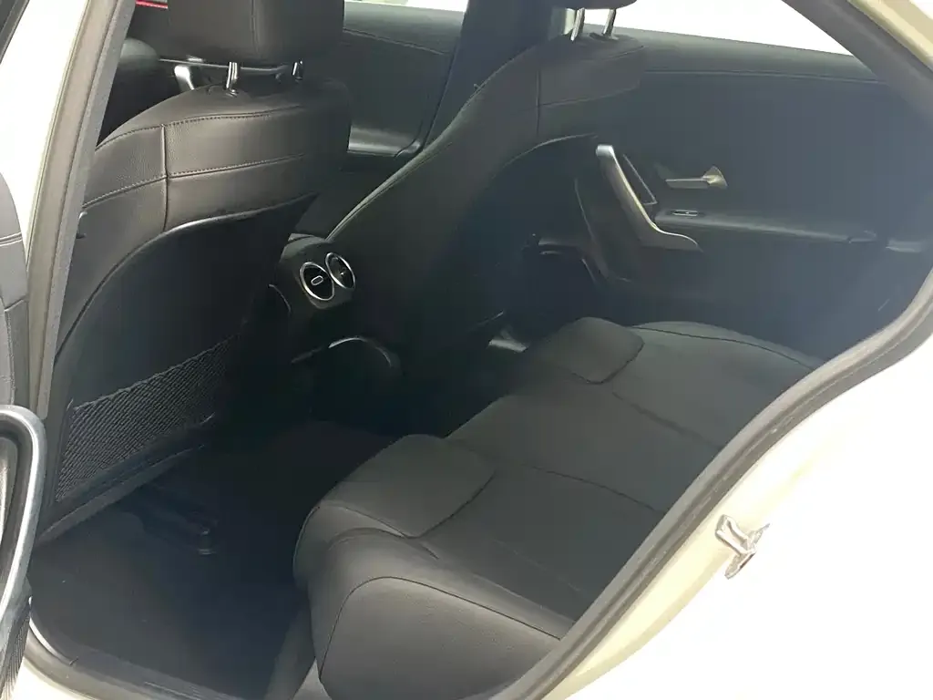 Mercedes-Benz A-Class 2021 из CN, фото 8
