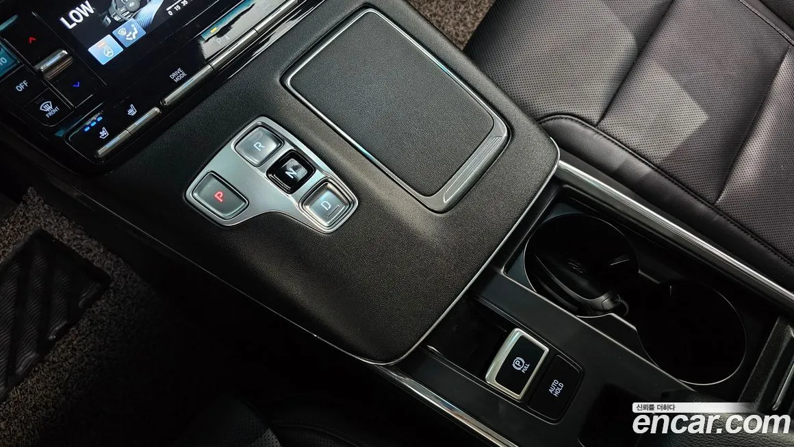 Hyundai Grandeur 2023 из KR, фото 9