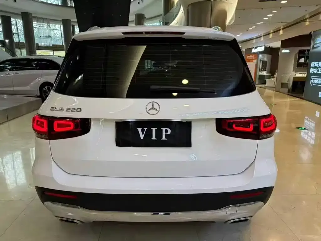 Mercedes-Benz GLB 2023 из CN, фото 8