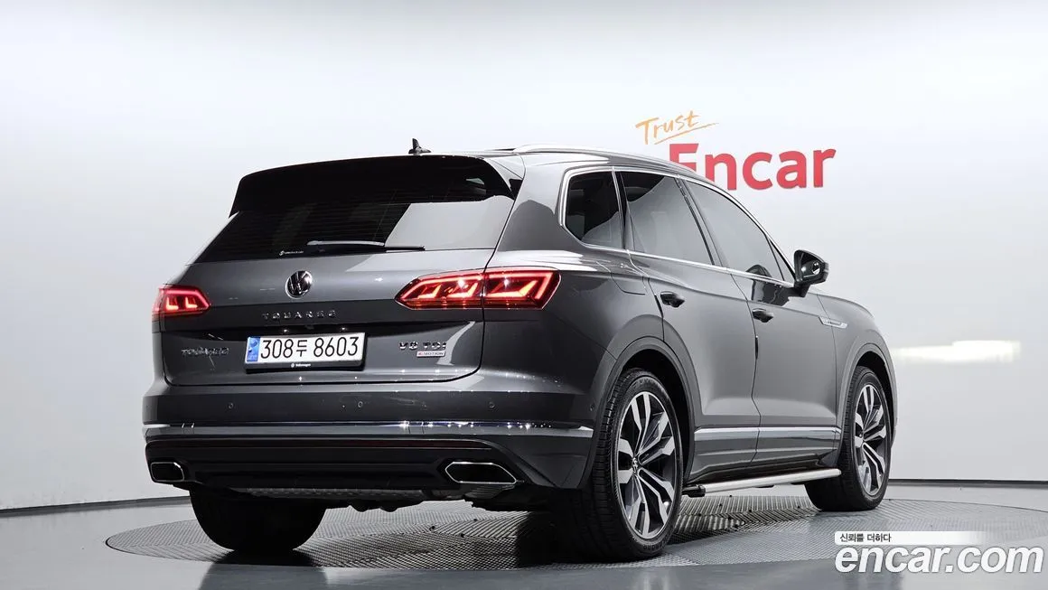 Volkswagen Touareg 2021 из KR, фото 2