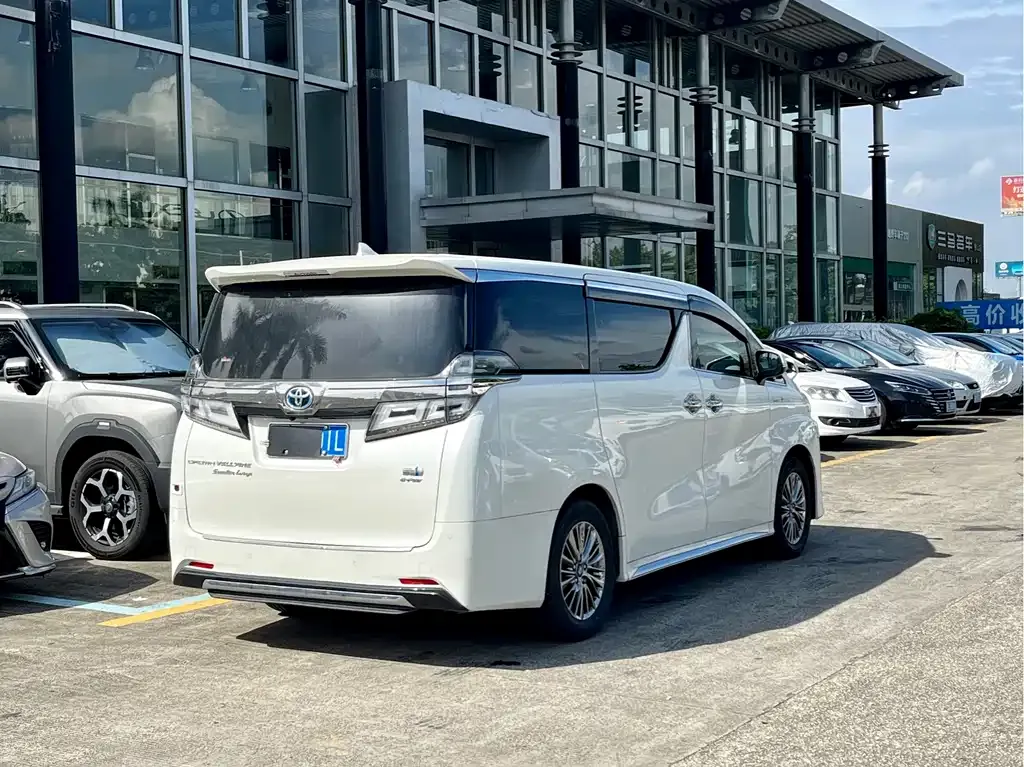Toyota Vellfire 2022 из CN, фото 6