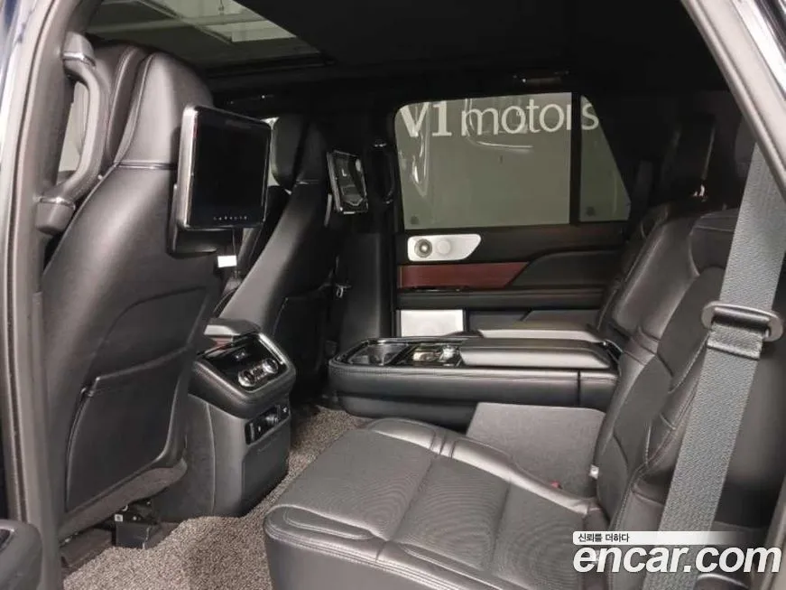 Lincoln Navigator 2021 из KR, фото 8