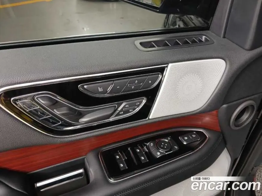 Lincoln Navigator 2021 из KR, фото 9