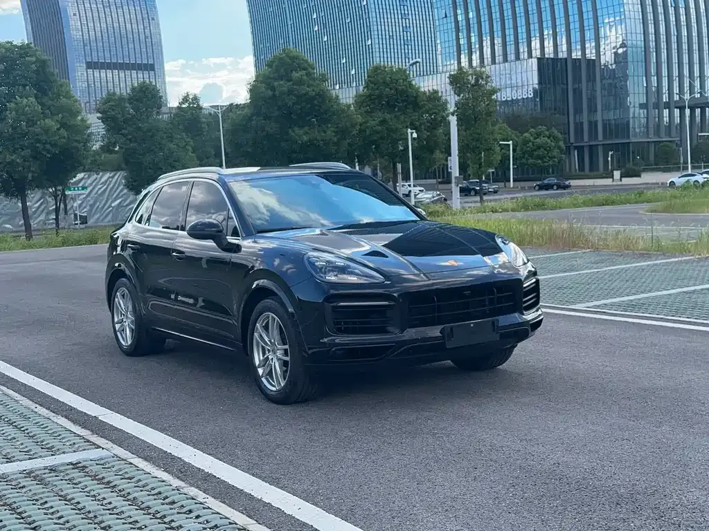 Porsche Cayenne 2023 из CN, фото 3