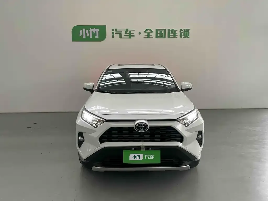 Toyota RAV4 2021 из CN, фото 2