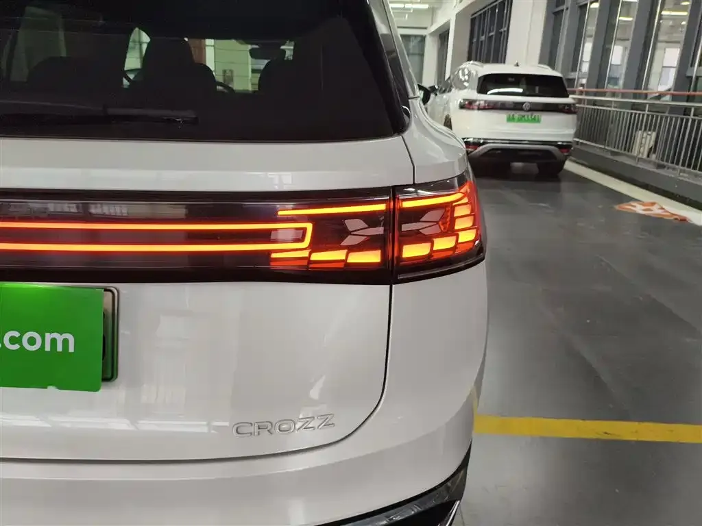 [object Object] ID.6 Crozz 2024 из CN, фото 8