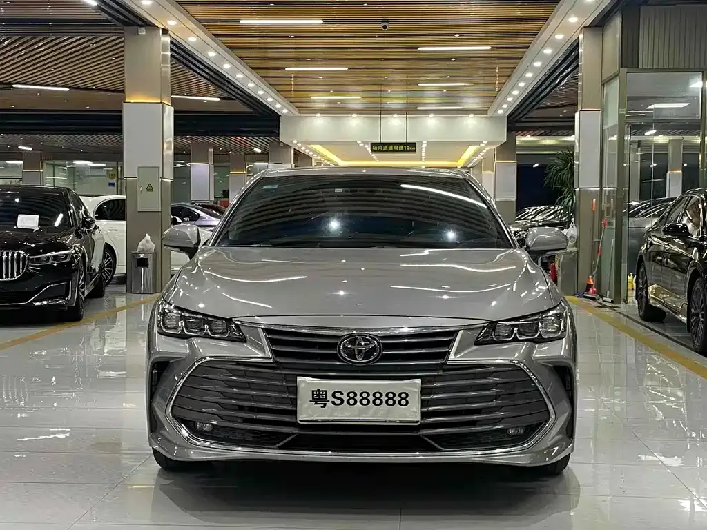 Toyota Avalon 2021 из CN, фото 3