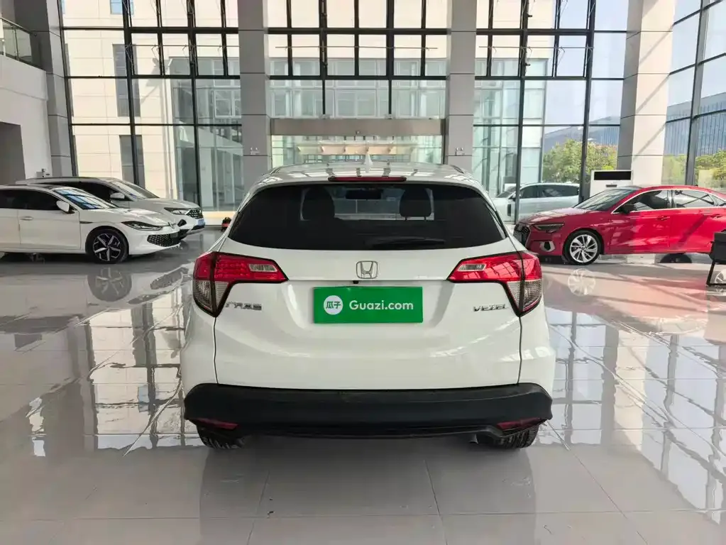 Honda Vezel 2021 из CN, фото 5