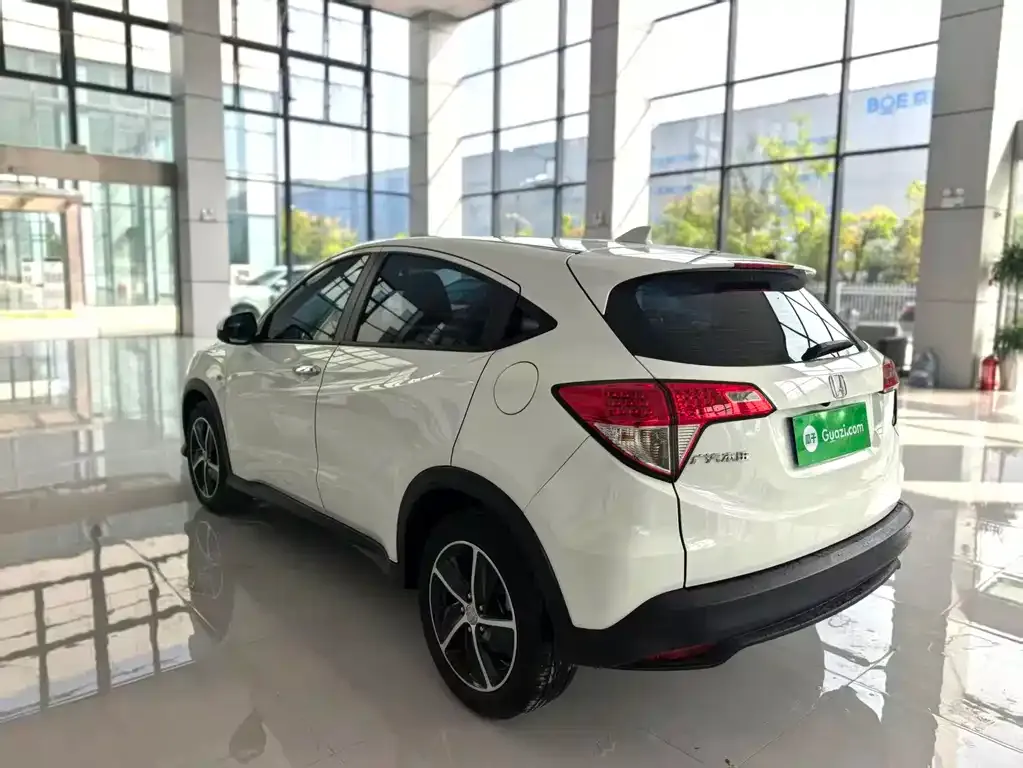 Honda Vezel 2021 из CN, фото 6