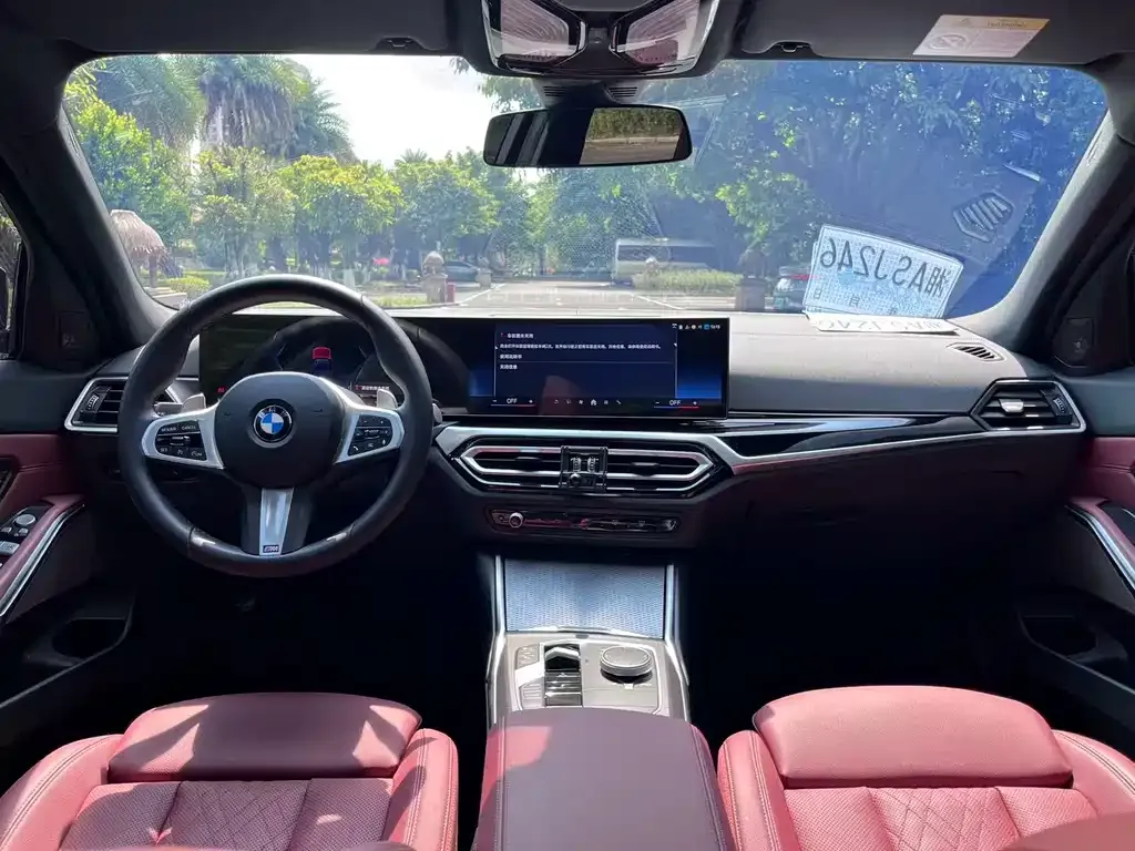 BMW 3 Series 2024 из CN, фото 9