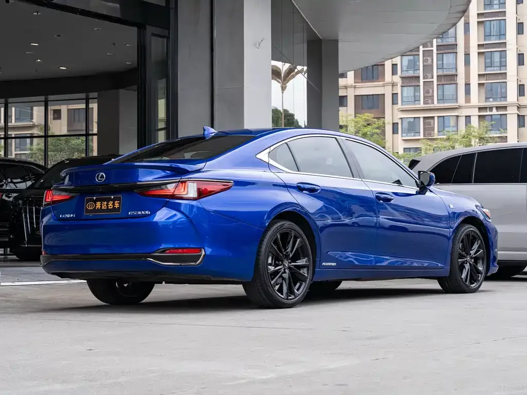 Lexus ES 2023 из CN, фото 3