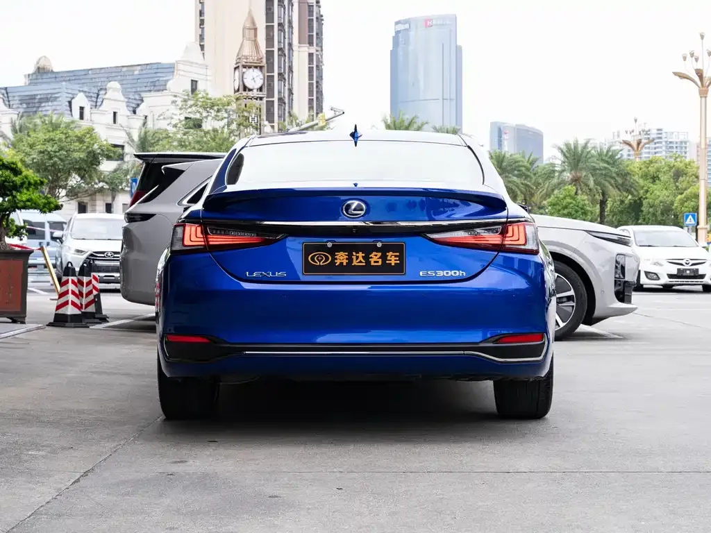 Lexus ES 2023 из CN, фото 5
