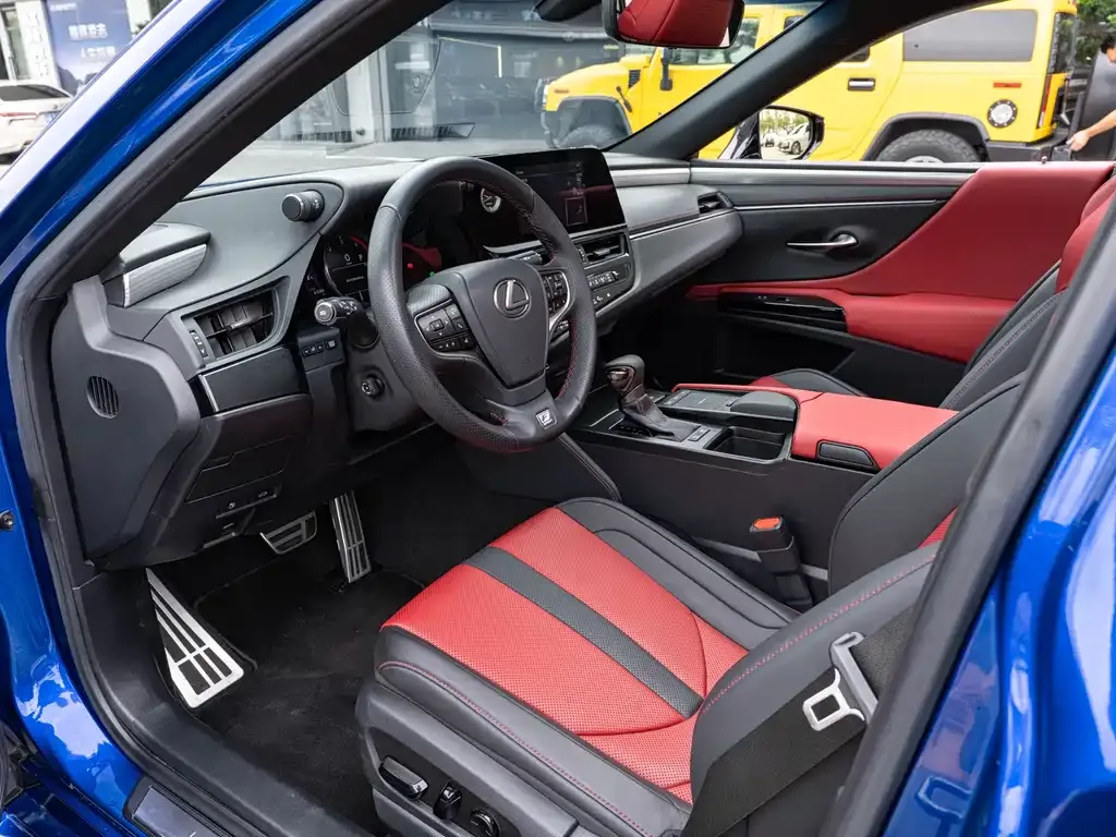 Lexus ES 2023 из CN, фото 9