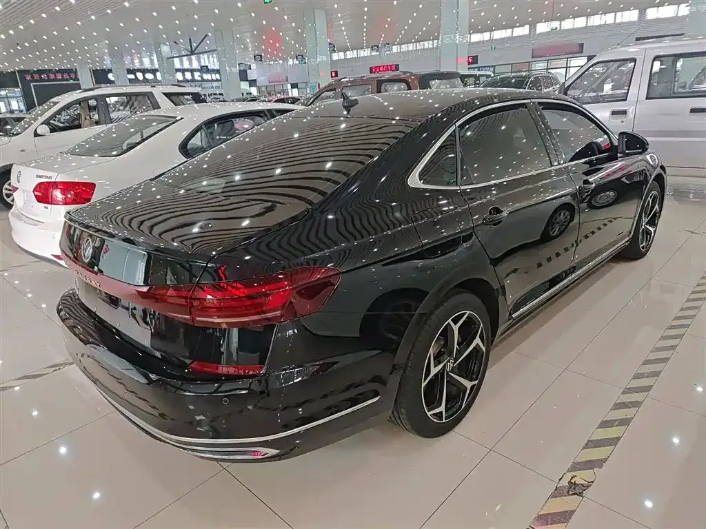 Volkswagen Passat 2022 из CN, фото 5