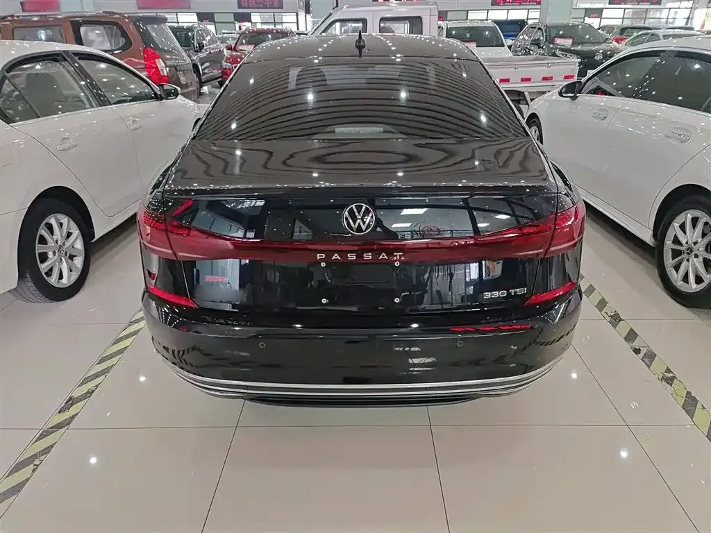 Volkswagen Passat 2022 из CN, фото 6