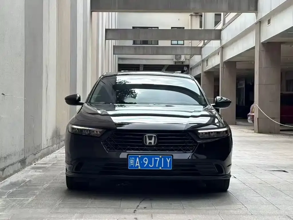Honda Accord 2024 из CN, фото 2