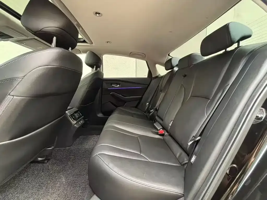 Honda Accord 2024 из CN, фото 9