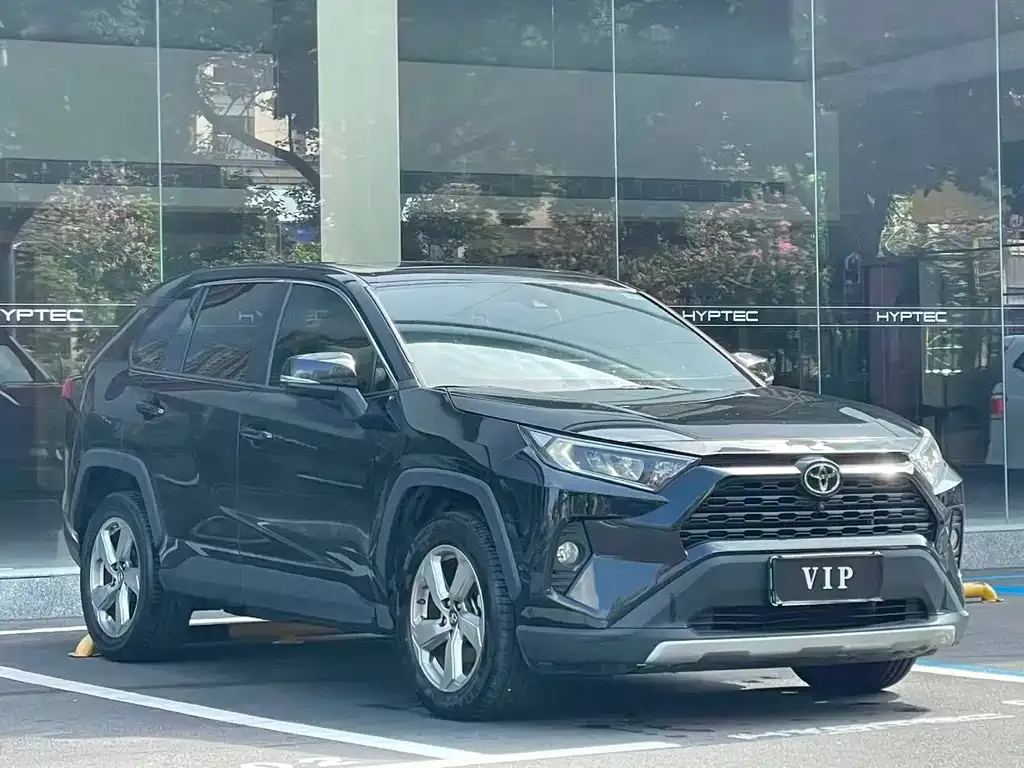 Toyota RAV4 2021 из CN, фото 2