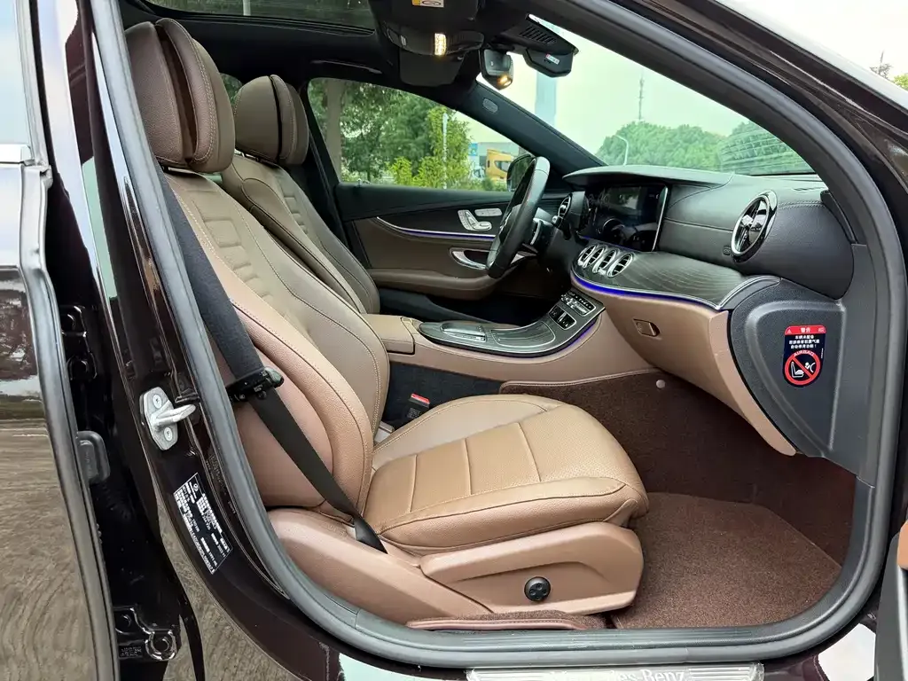 Mercedes-Benz E-Class 2023 из CN, фото 10
