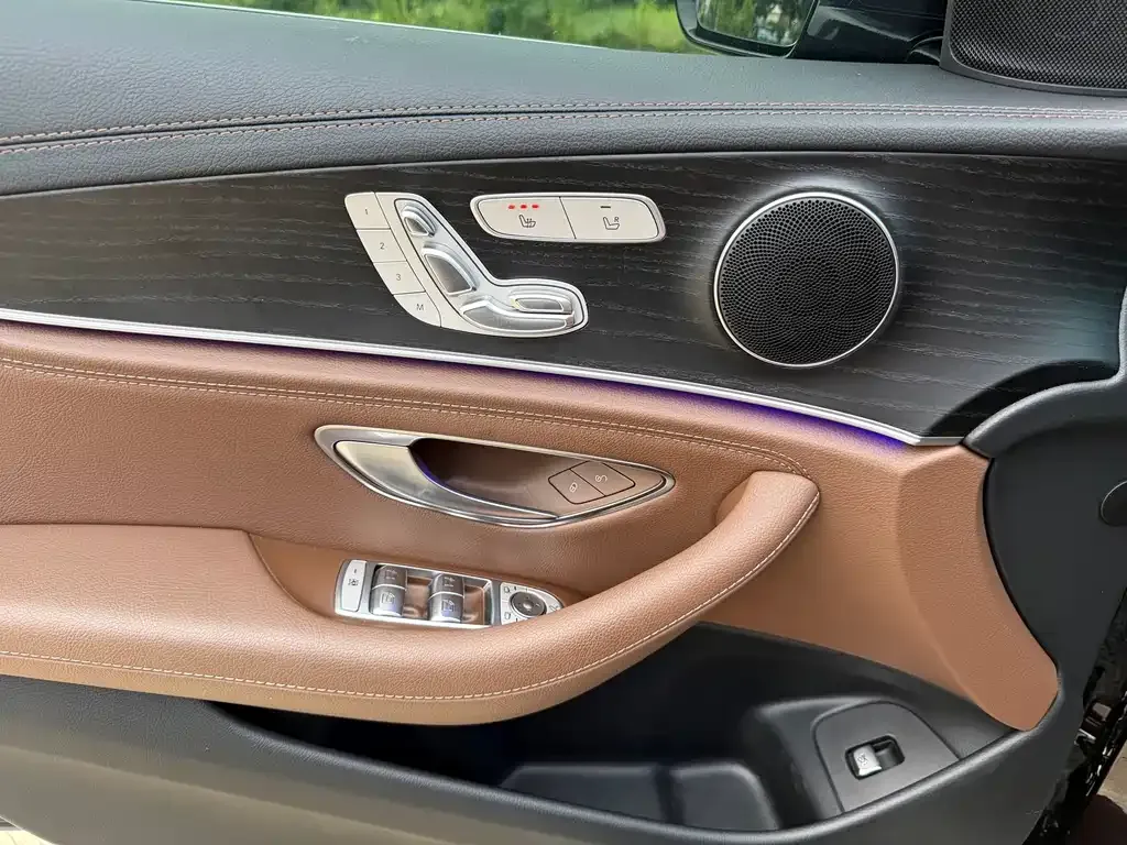 Mercedes-Benz E-Class 2023 из CN, фото 4