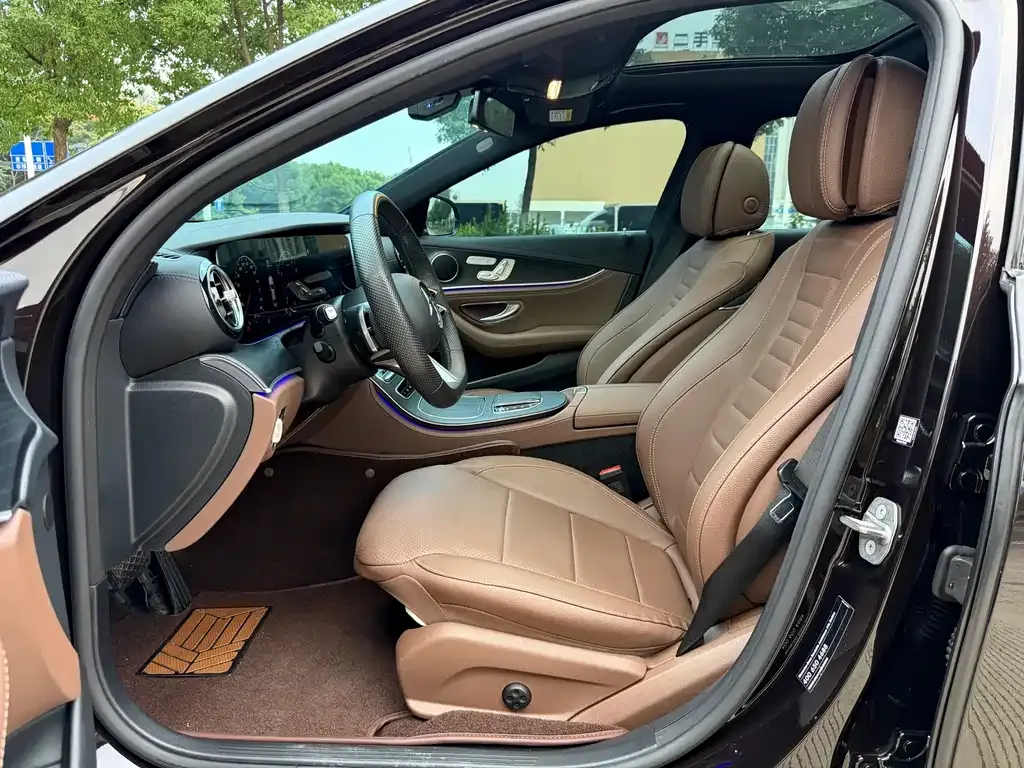 Mercedes-Benz E-Class 2023 из CN, фото 5