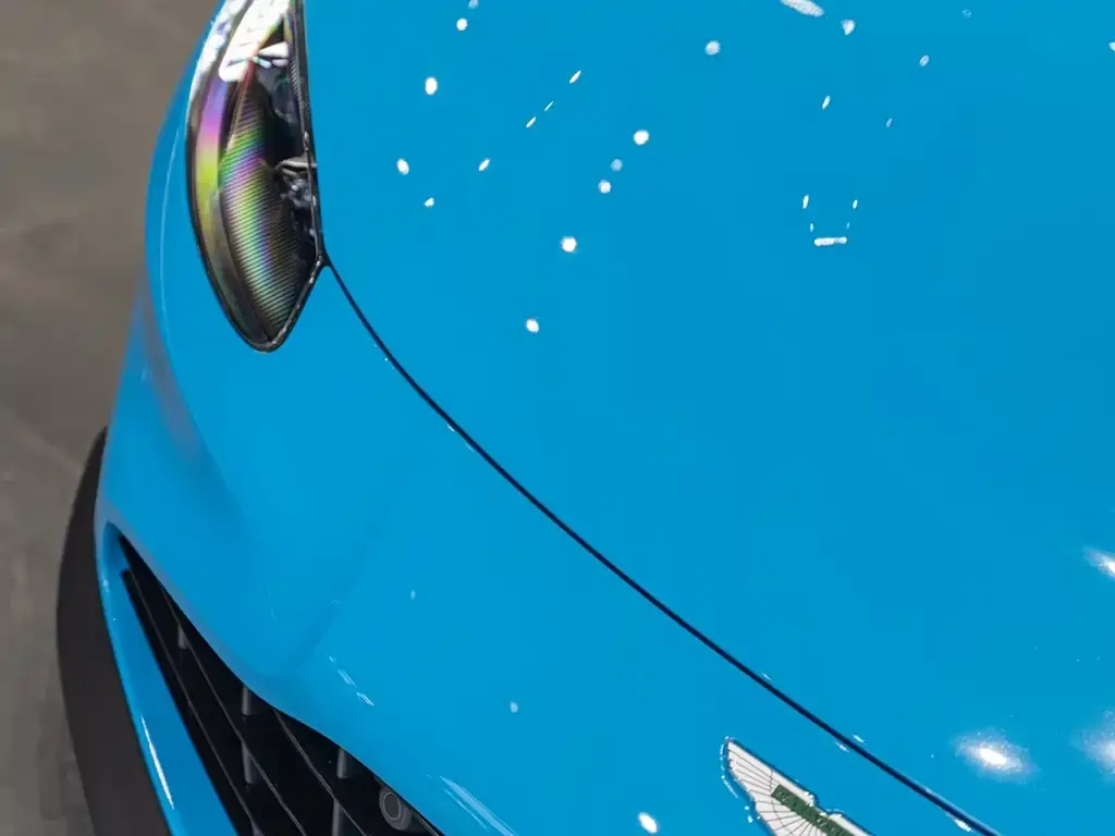 Aston Martin V8 Vantage 2022 из CN, фото 5