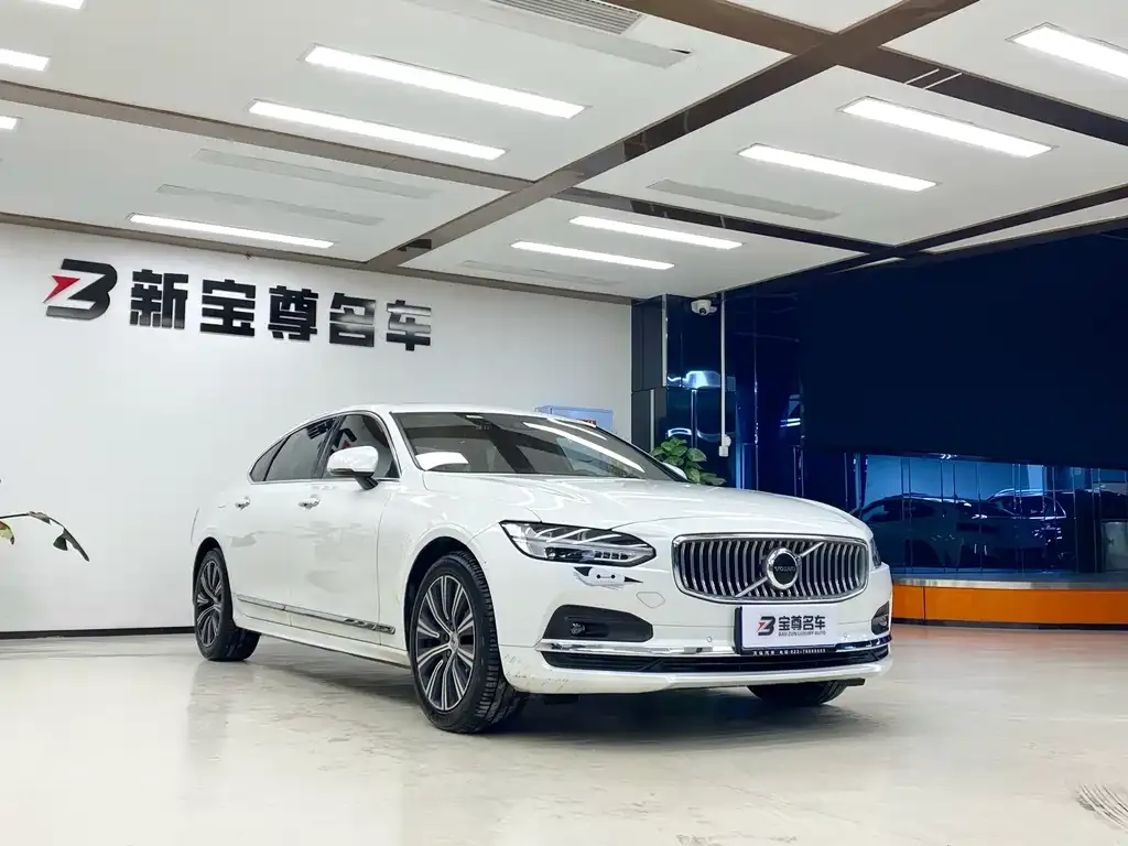 Volvo S90 2021 из CN, фото 3