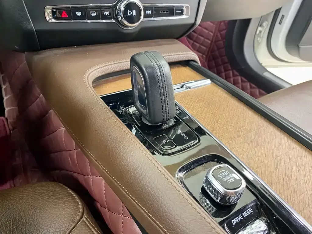 Volvo S90 2021 из CN, фото 6