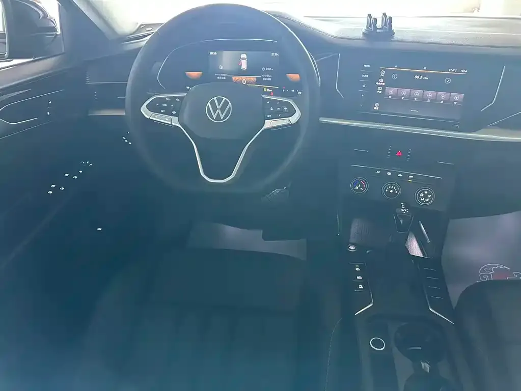 Volkswagen Passat — фото 7
