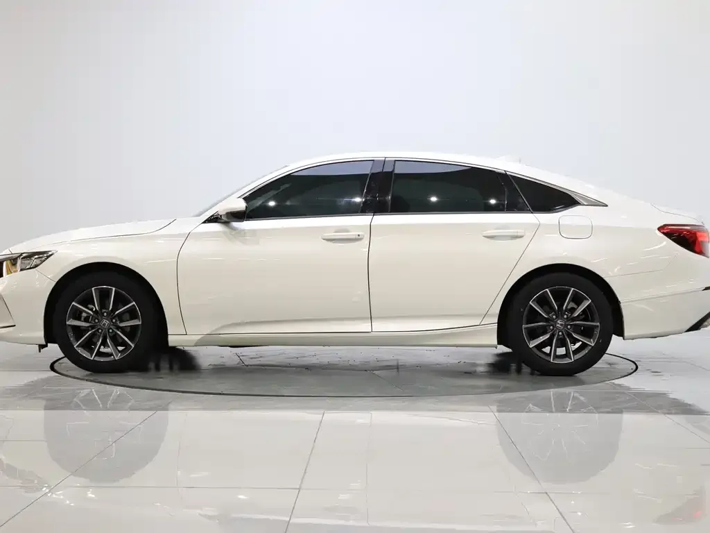 Honda Inspire 2022 из CN, фото 5
