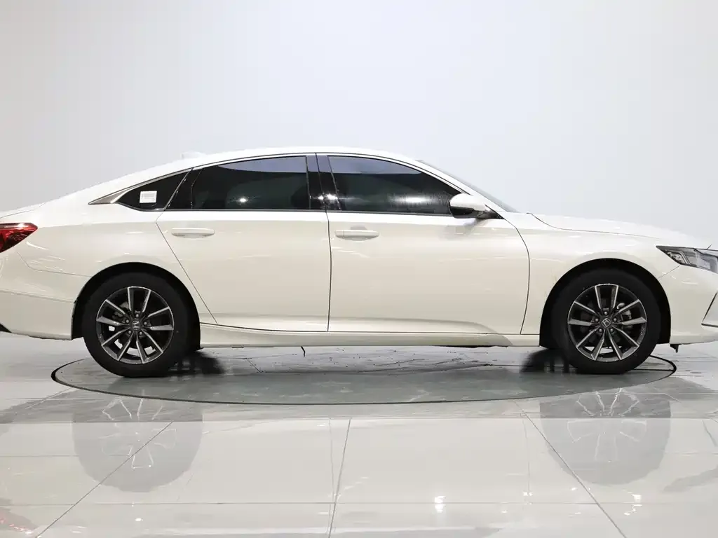 Honda Inspire 2022 из CN, фото 8