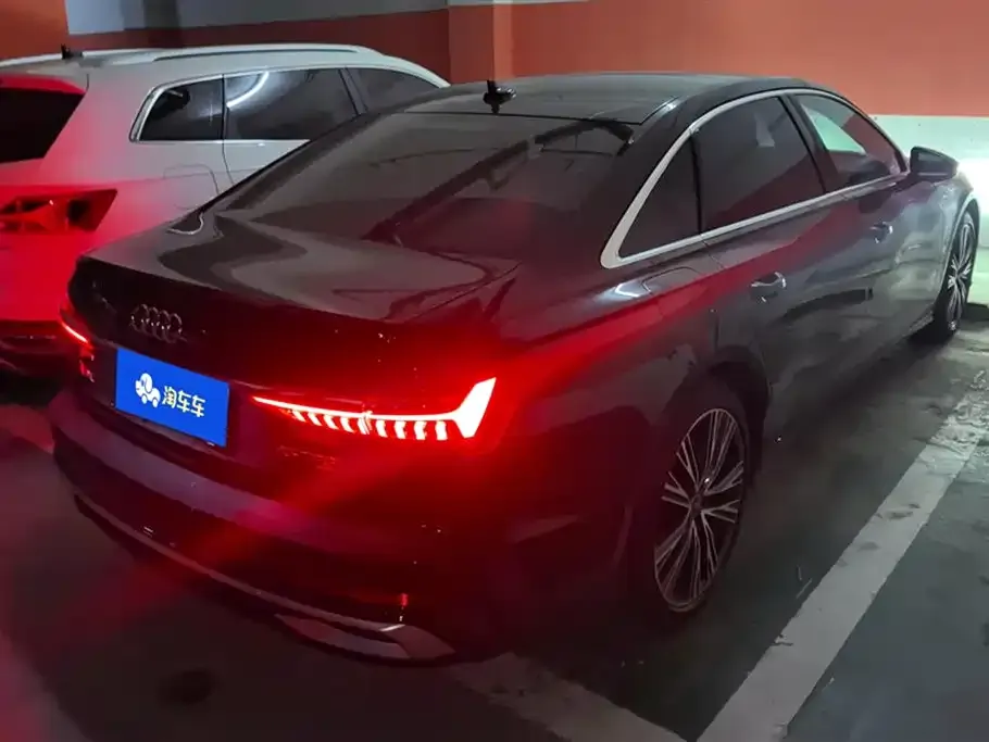 Audi A6L 2022 из CN, фото 3