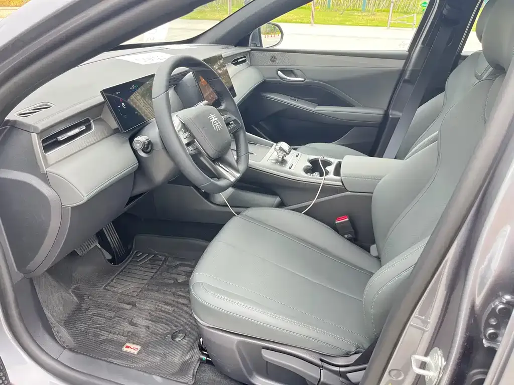 BYD Qin PLUS 2025 из CN, фото 10