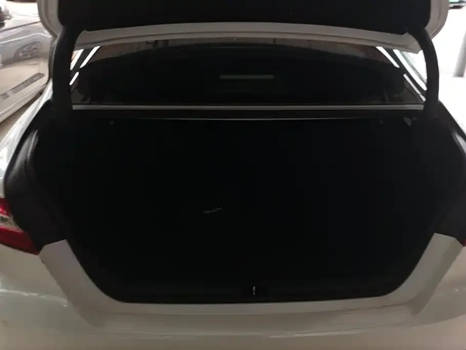 Toyota Camry 2022 из CN, фото 4