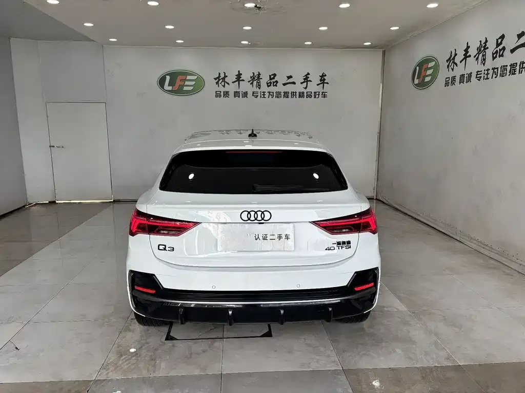 Audi Q3 Sportback — фото 6