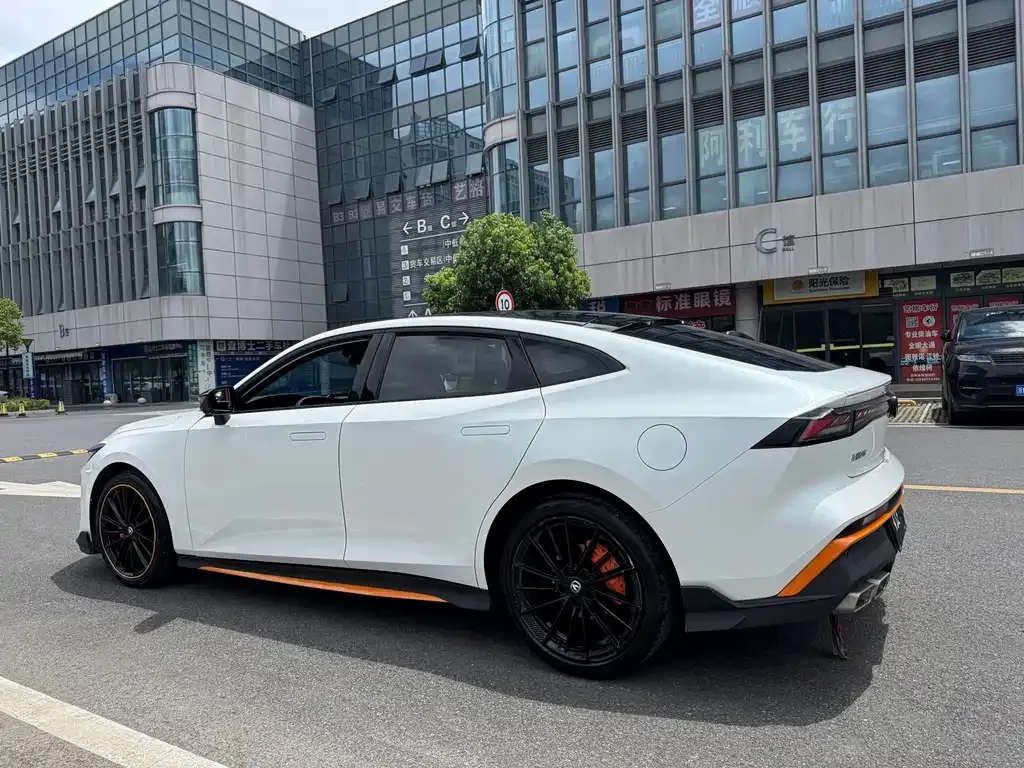 Changan UNI-V 2024 из CN, фото 6
