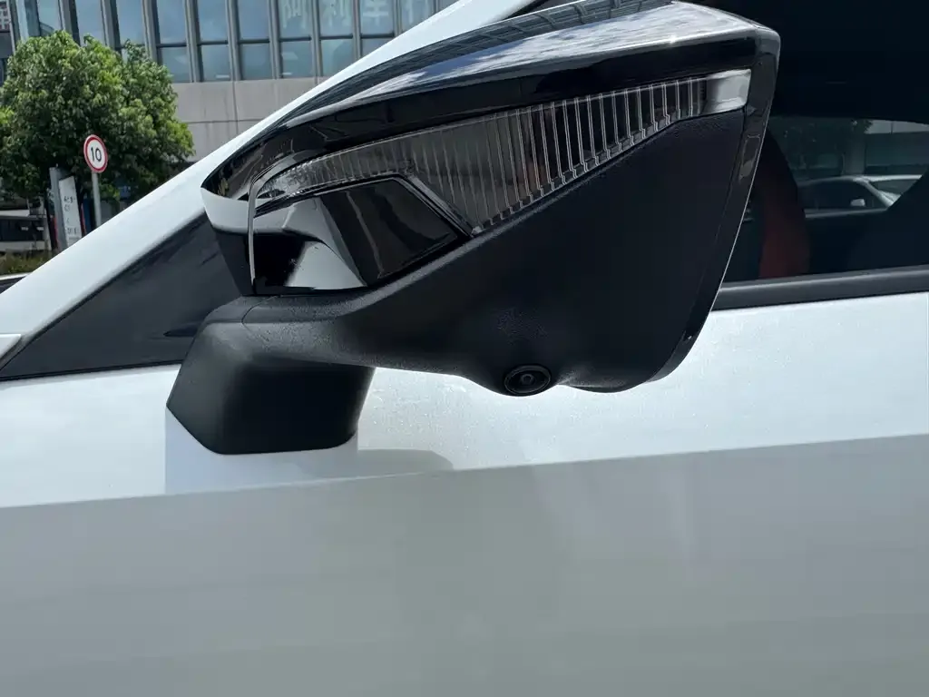 Changan UNI-V 2024 из CN, фото 9