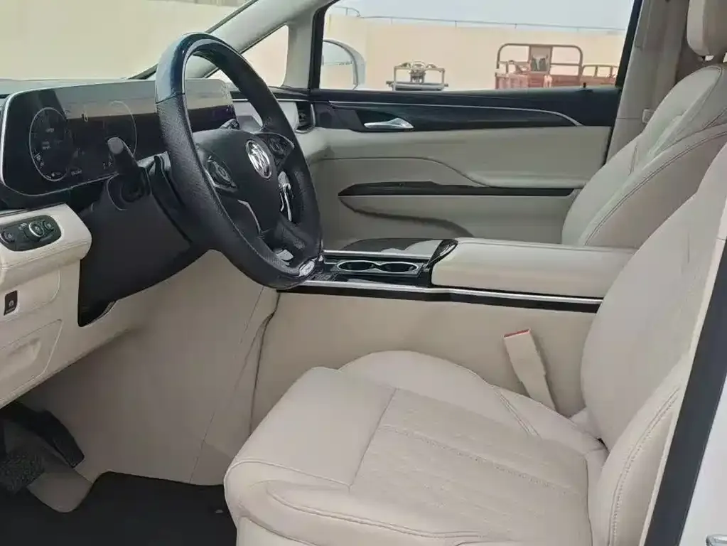 Buick GL8 2023 из CN, фото 5