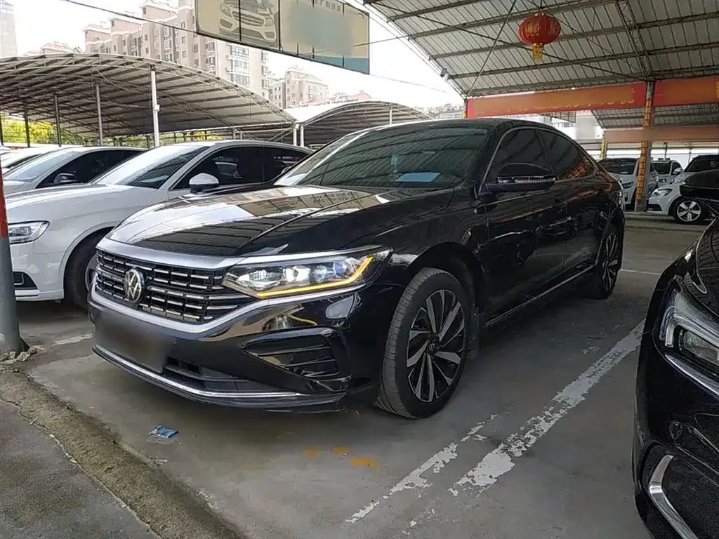Volkswagen Passat 2023 из CN, фото 1