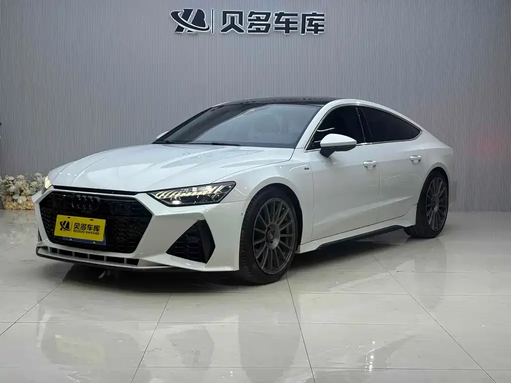 Audi A7 2021 из CN, фото 1