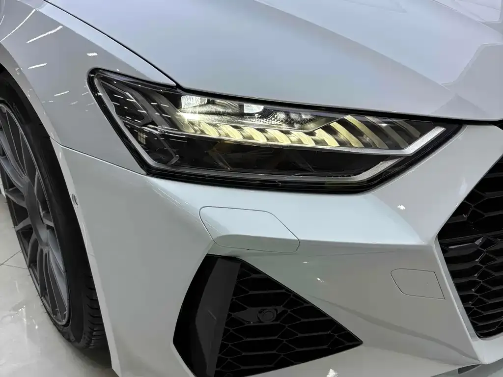 Audi A7 2021 из CN, фото 9