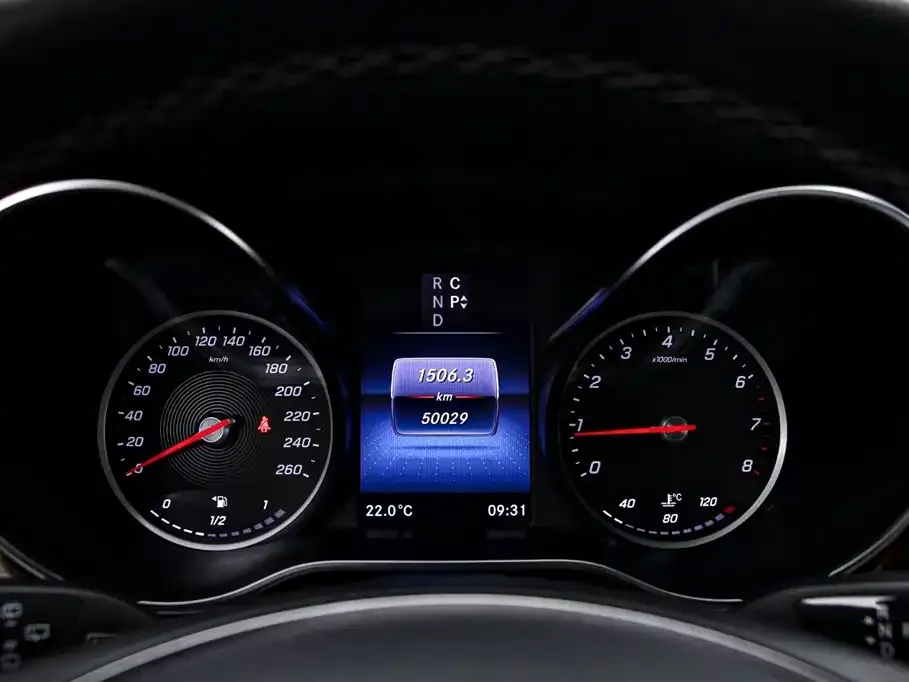 Mercedes-Benz V-Class 2023 из CN, фото 6