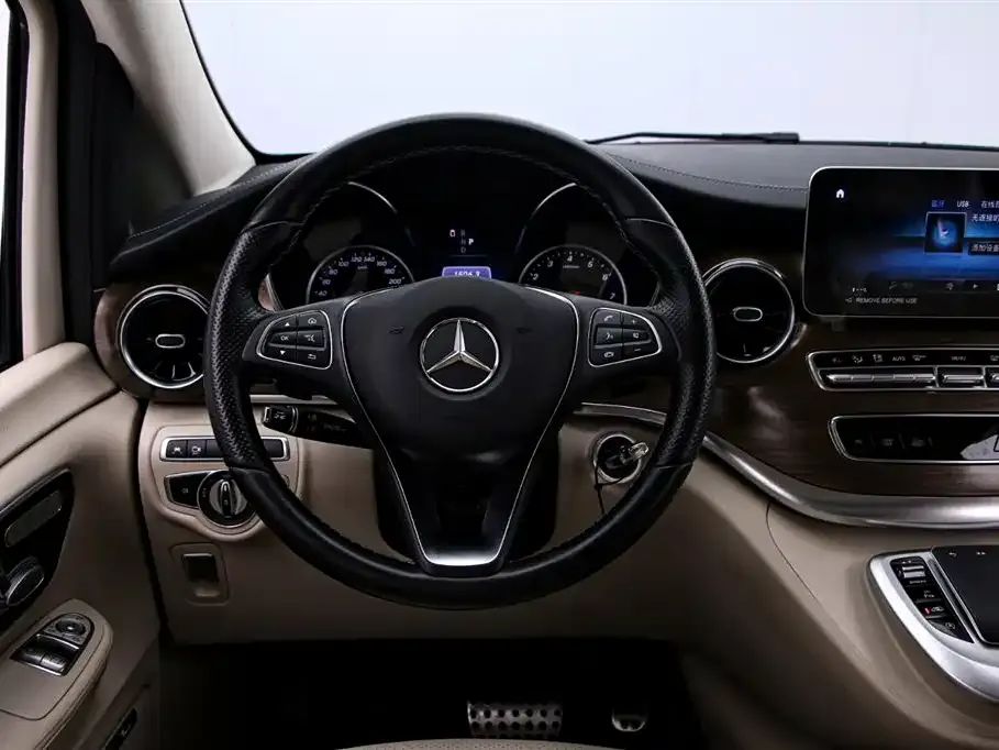 Mercedes-Benz V-Class 2023 из CN, фото 7