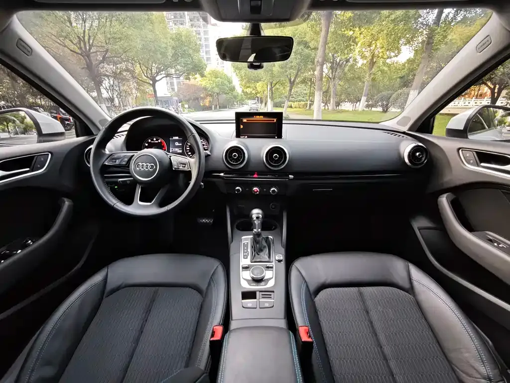 Audi A3 2021 из CN, фото 10