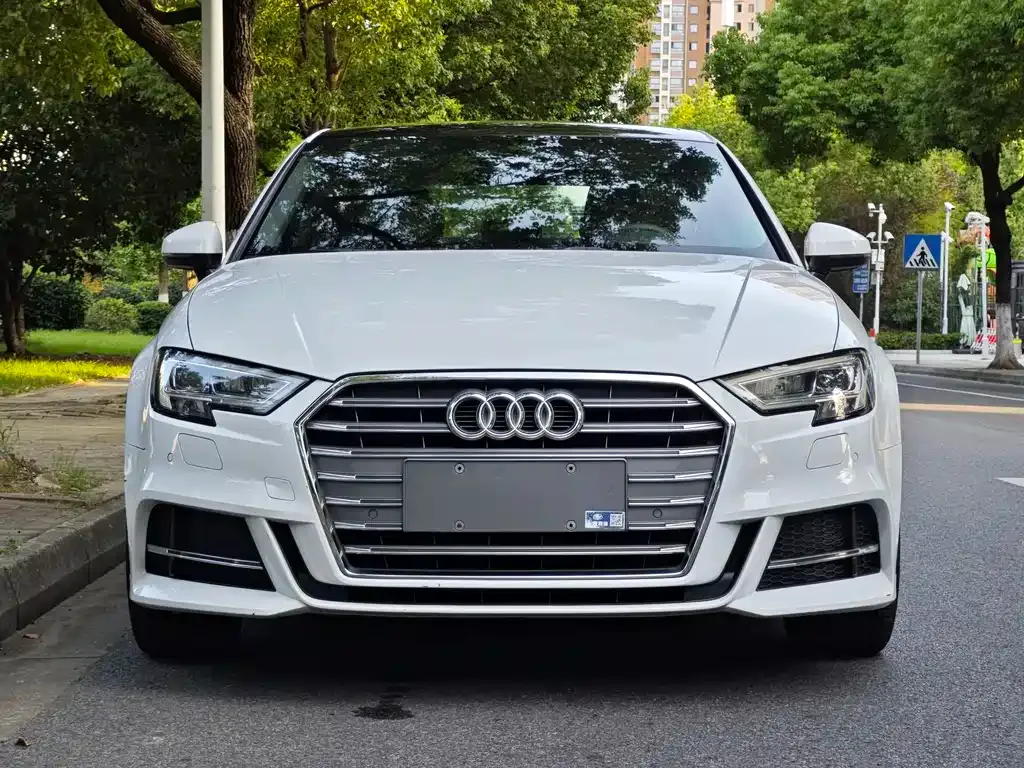 Audi A3 2021 из CN, фото 2