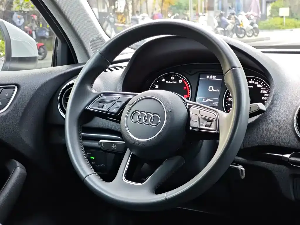 Audi A3 2021 из CN, фото 5